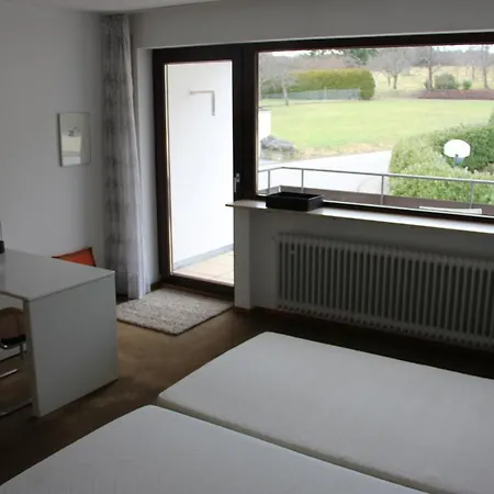 Haus Bubro Mit 160 Qm Im Grunen Bei Hébergement de vacances Pforzheim